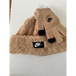 Nike Unisex Youth Beanie and Gloves 2 Piece Set, Unisex, Hemp NWT